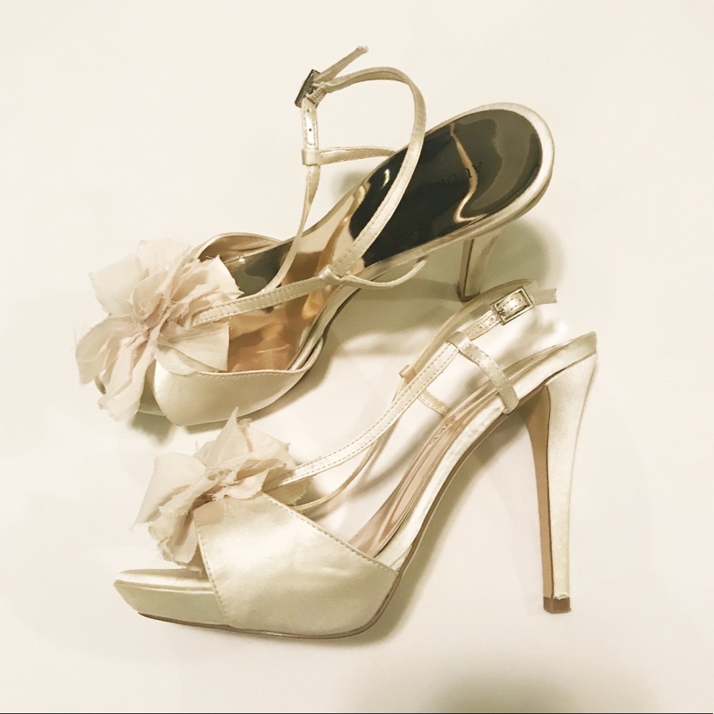 Audrey Brooke Candace Platform Sandal